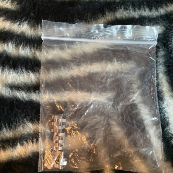 Gucci watch womens - Picture 6 of 8